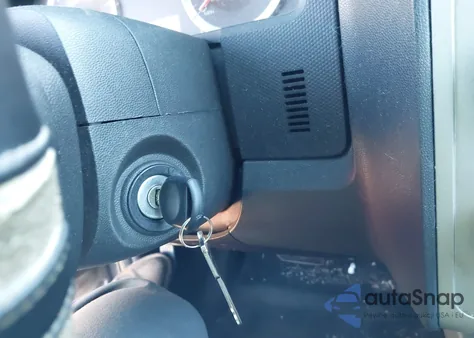 2011 Ford Escape Xlt from USA, damaged, VIN 1FMCU0D74BKB60524